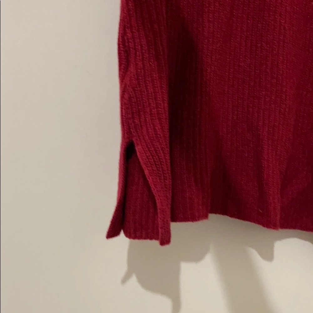 Sweater - Picture 5 of 5